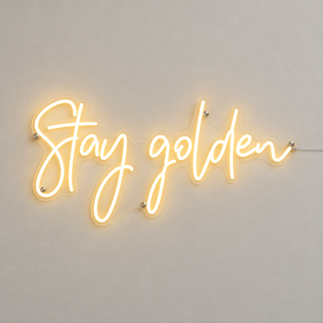 Stay golden – LED-Neon in Warmweiß, Schrift WildScript